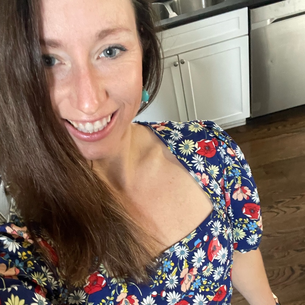 Meet your Posher, Gabriella